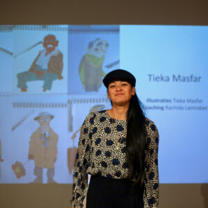 Tieka Masfar, dichter, verhalenverteller en performer. Foto: Rose Stories